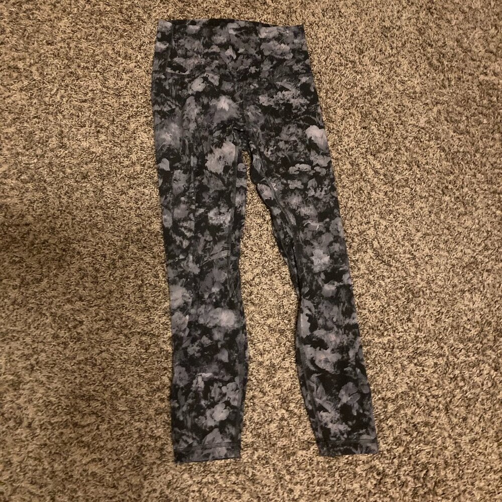 Lululemon Align Pant II 25" Floral Illusion Ice Grey Multi Size 6 GUC W5BY